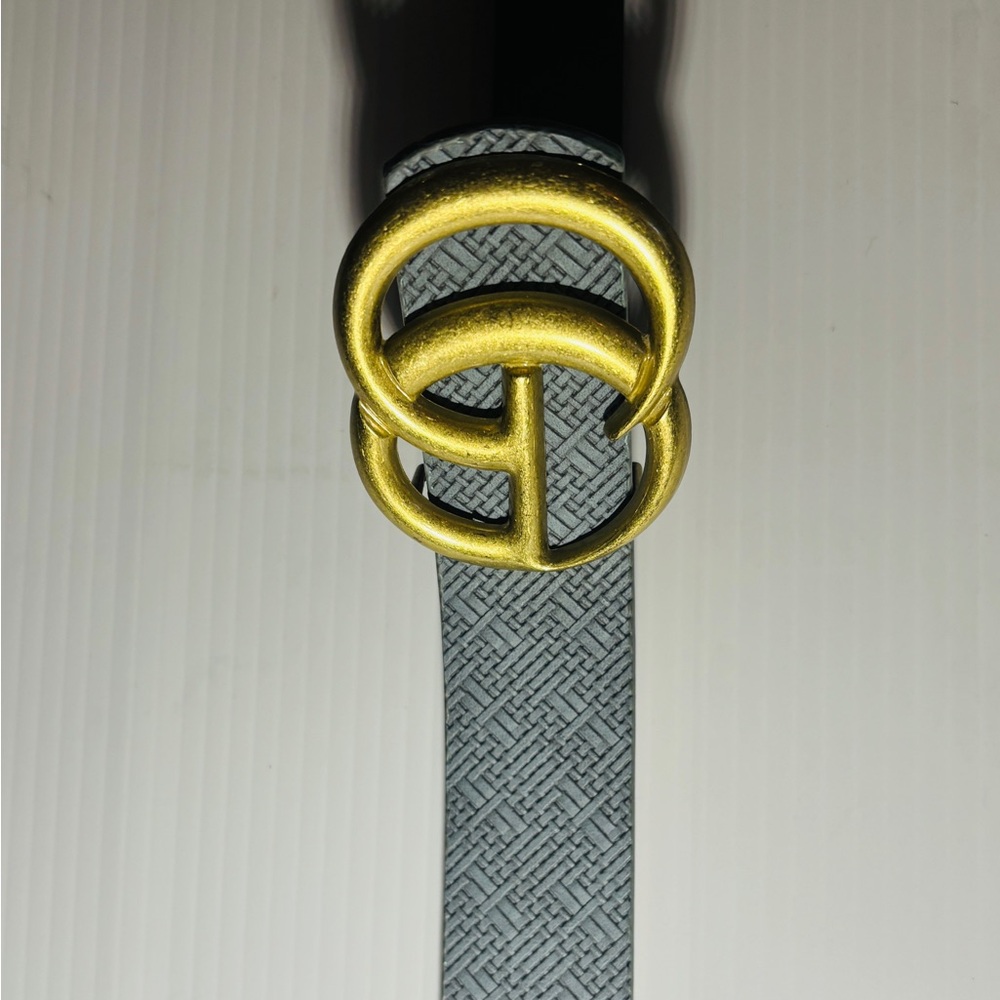 Gray Patterned Women’s belt